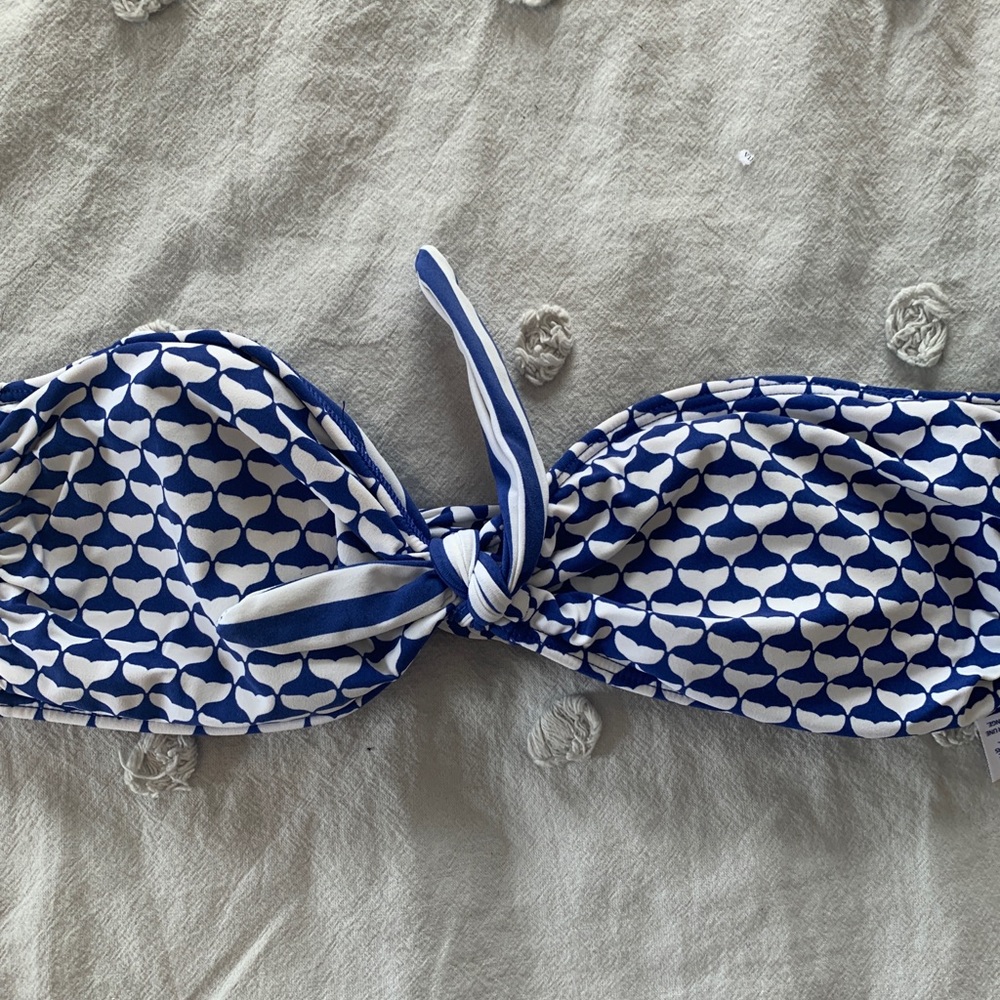 Vineyard Vines reversible bathing suit top